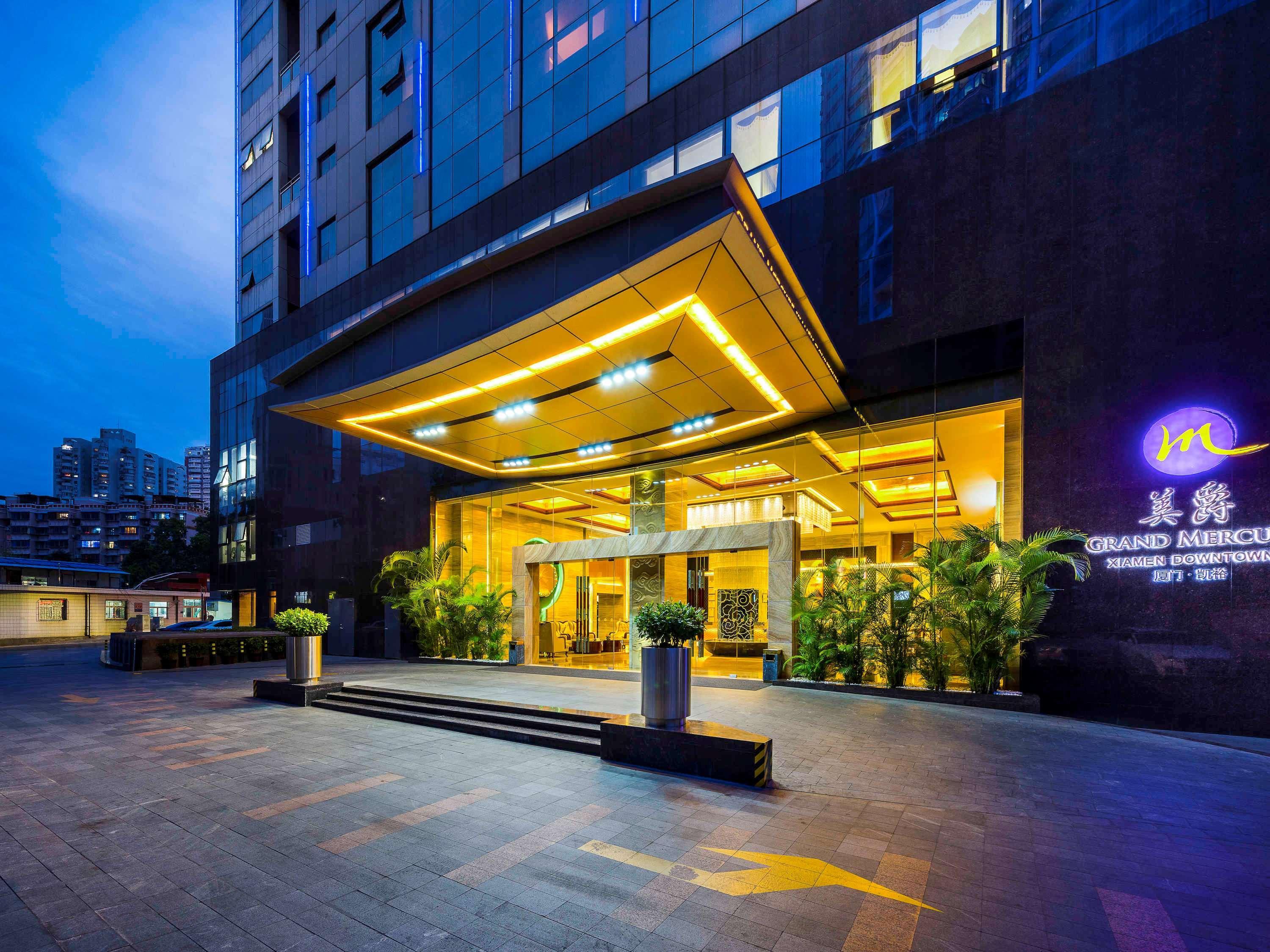 Grand Mercure Xiamen Downtown-Free Welcome Fruit & Metro Station Bagian luar foto